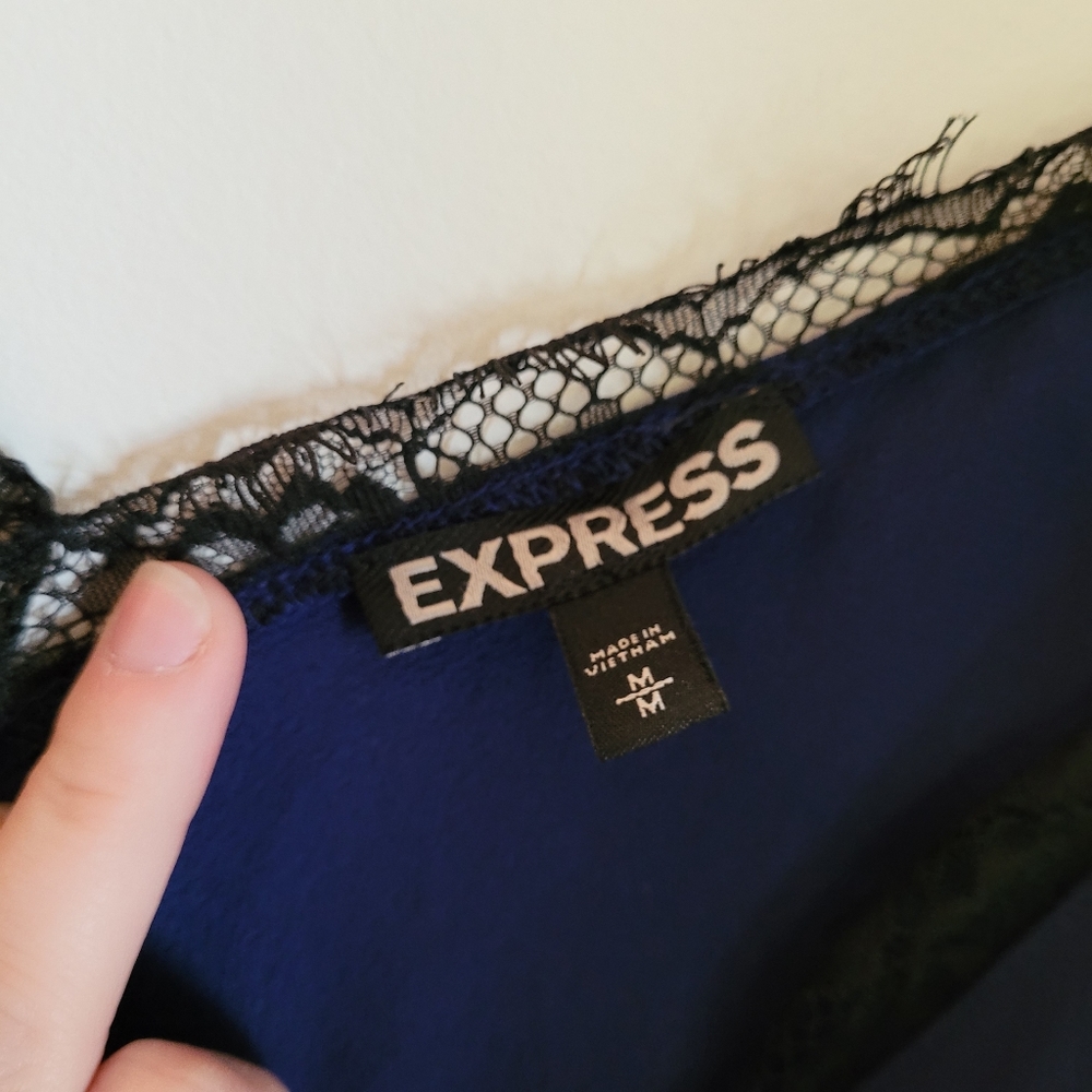 Express romper medium - Picture 3 of 4